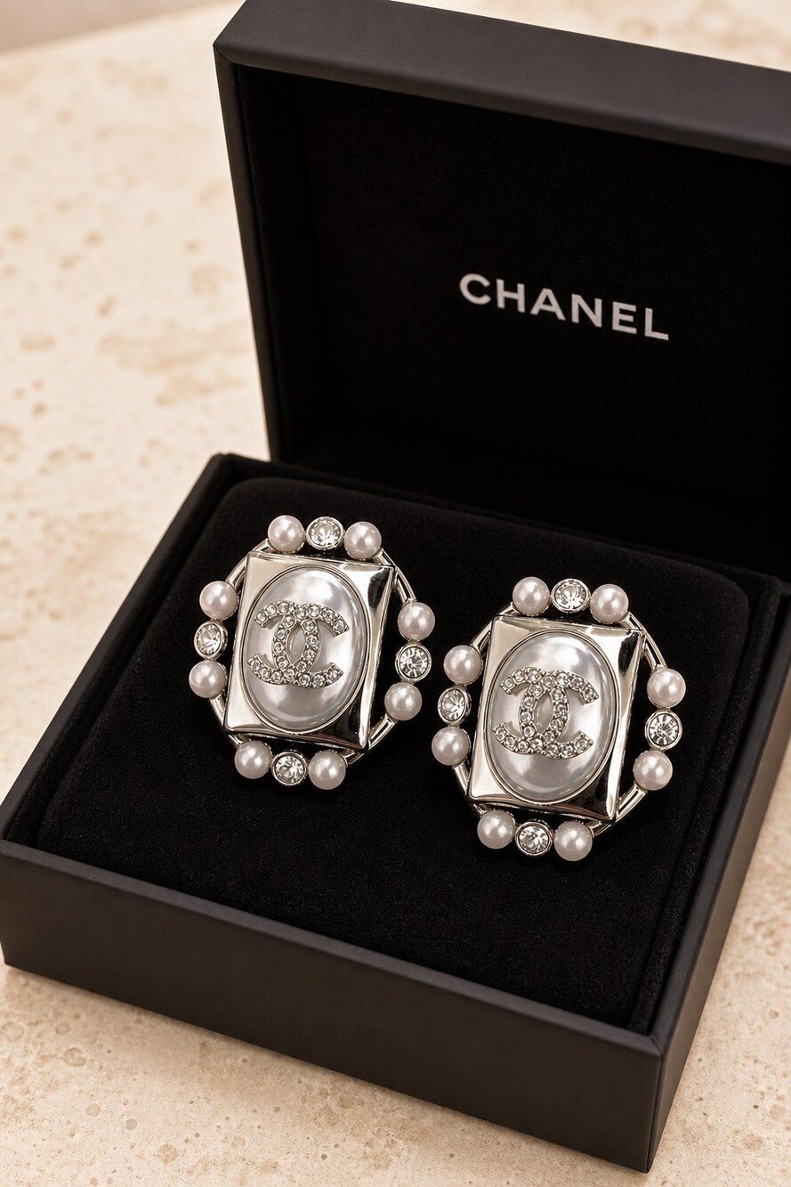 CHANEL Classic Parisian Earrings Style 28 | New with Box - Picture 4 of 9